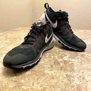 Nike Air Max TR1 180